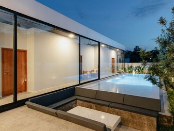 Pool Villa for sale 3 Bedrooms with furniture in Chang Phueak