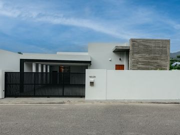 Pool Villa for sale 3 Bedrooms with furniture in Chang Phueak