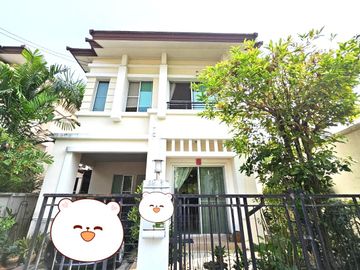 ขาย บ้านเดี่ยว  2 ชั้น หลังมุม หมู่บ้าน เซนโทร สุขุมวิท 113 ใกล้สถานีรถไฟฟ้า BTS สถานีแบริ่ง และสำโรง ทางด่วนวงแหวนกาญจนาภิเษก ทางด่วนบางนาตราด รายล้อ