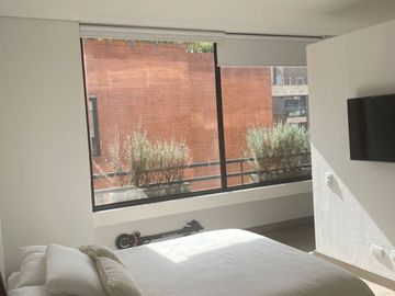 VENTA APARTAMENTO DISEÑO ALVARO GIRALDO CON BUENA ILUMINACIÓN