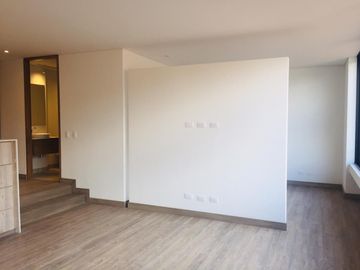 VENTA APARTAMENTO DISEÑO ALVARO GIRALDO CON BUENA ILUMINACIÓN