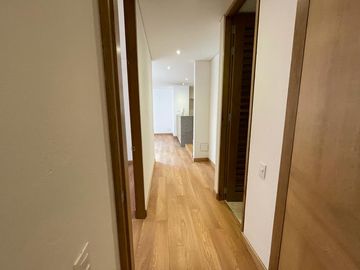 VENTA APARTAMENTO DISEÑO ALVARO GIRALDO CON BUENA ILUMINACIÓN