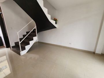 Venta de casa en conjunto, Calderon, Zabala, Panamericana norte