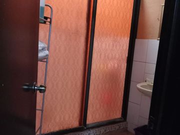 CASA EN VENTA !!CON EXCELENTE UBICACION!!