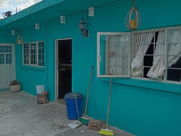 CASA EN VENTA !!CON EXCELENTE UBICACION!!