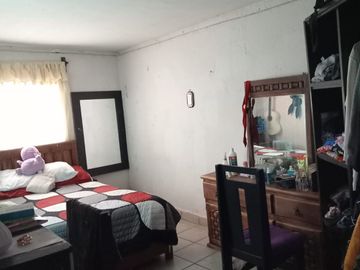 CASA EN VENTA !!CON EXCELENTE UBICACION!!