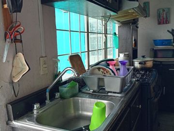 CASA EN VENTA !!CON EXCELENTE UBICACION!!
