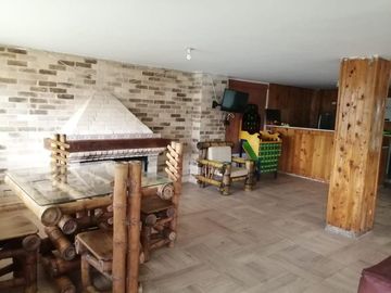 VENDO CASA CAMPESTRE LAGO CALIMA