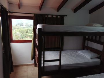 VENDO CASA CAMPESTRE LAGO CALIMA