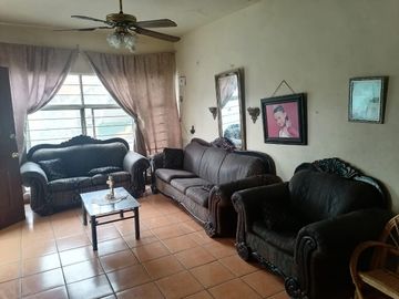 CASA EN VENTA EN ESCOBEDO, NUEVO LEON, ZONA LAS ENCINAS