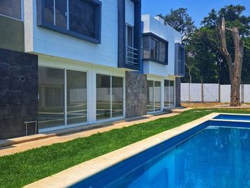 Casa de 3 recamaras en condominio en Emiliano Zapata Morelos