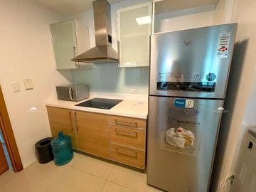 Park Terraces Point Tower | Modern Chic Two Bedroom 2BR Condo For Sale in Arnaiz Ave., Ayala Center, Makati City Near Greenbelt, Makati Med center, Fo