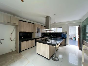 7 Bedroom House and Lot for Sale in Quezon City at Tierra Pura Homes