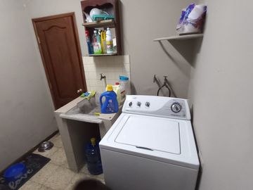 VENTA DE LINDO Y ACOGEDOR DEPARTAMENTO EN URDESA CENTRAL