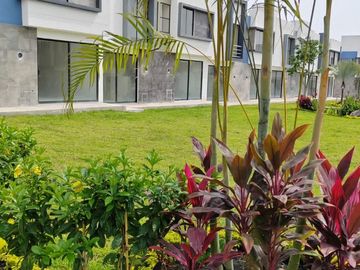 Casa en Condominio con alberca en Emiliano Zapata Morelos