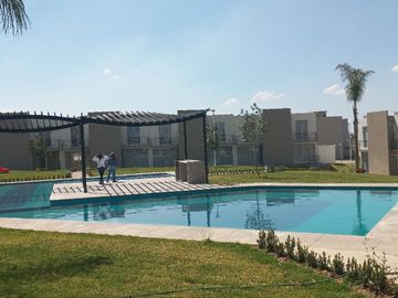 venta de casa con alberca rodeada de los pueblos mágicos de Morelos