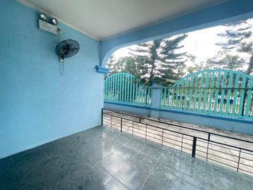 FOR SALE PRE OWNED HOUSE IN ANGELES CITY PAMPANGA NEAR CASINO FILIPINO AND SM CLARK