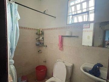 FOR SALE PRE OWNED HOUSE IN ANGELES CITY PAMPANGA NEAR CASINO FILIPINO AND SM CLARK