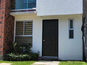 Casa en Venta con alberca de 2 recamaras  en Yautepec Morelos
