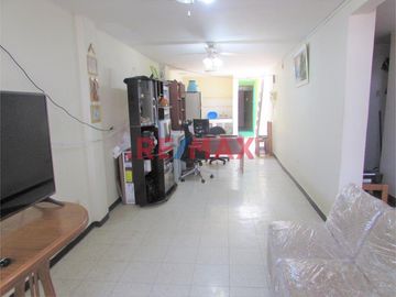 Amplio Departamento Frente Al Mall Plaza De Bellavista - Callao