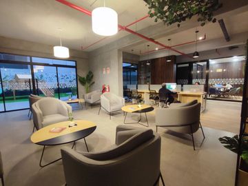 Exclusivo y Moderno Departamento + Estacionamiento + Depósito / San Isidro
