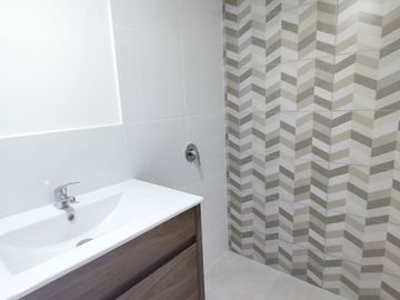Exclusivo y Moderno Departamento + Estacionamiento + Depósito / San Isidro