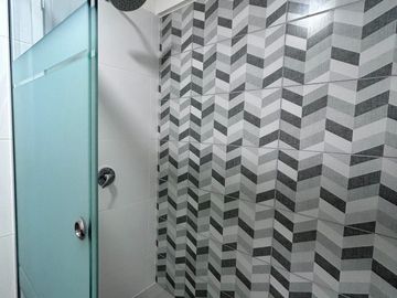 Exclusivo y Moderno Departamento + Estacionamiento + Depósito / San Isidro