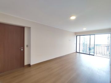 Exclusivo y Moderno Departamento + Estacionamiento + Depósito / San Isidro