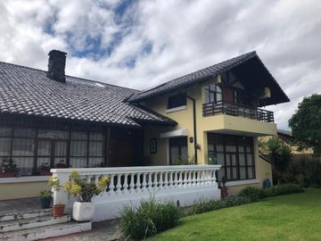 VENTA CASA SECTOR CONOCOTO