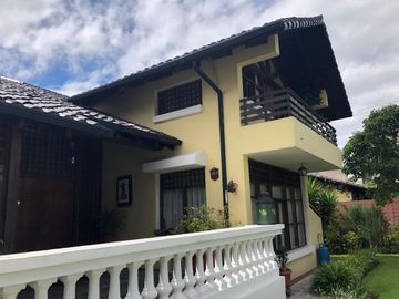 VENTA CASA SECTOR CONOCOTO