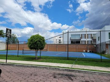 CASA EN VENTA DE 5 RECAMARAS EN EL CAMPANARIO PUEBLA