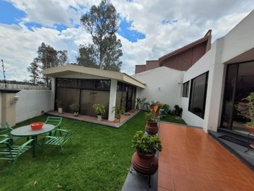 CASA EN VENTA DE 5 RECAMARAS EN EL CAMPANARIO PUEBLA