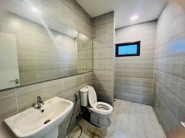 Twin house for sale, Lake Serene Rama 2 (Phase 4), modern design Usable area like a single house/34-TH-66005