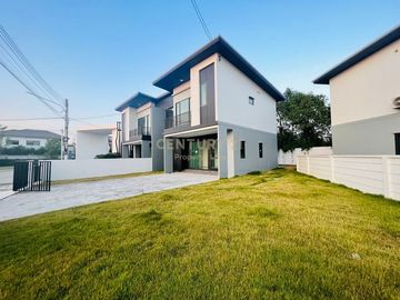 Twin house for sale, Lake Serene Rama 2 (Phase 4), modern design Usable area like a single house/34-TH-66005
