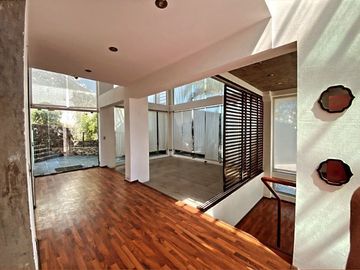 Hermosa Residencia en juriquilla Venta