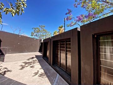 Hermosa Residencia en juriquilla Venta