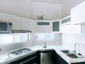 Hermosa Residencia en juriquilla Venta
