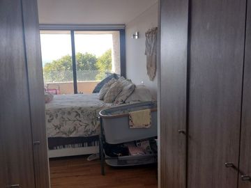 Gran departamento amoblado de 1 dormitorio a la venta en Concon