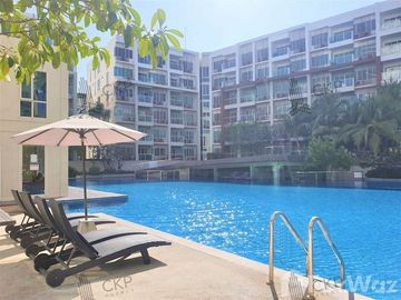 For sale: The Seacraze Hua Hin Condo, size 66.35 sq m., near Khao Takiab, large room, beautifully decorated.