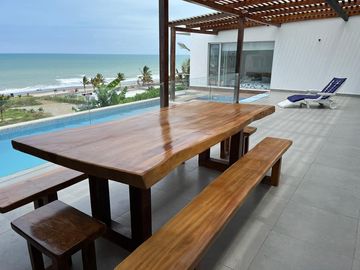 Venta de casa en Cojimies.