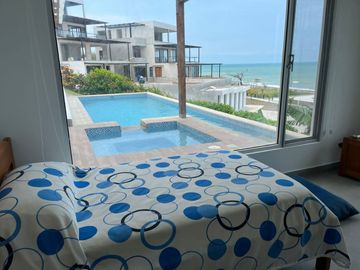 Venta de casa en Cojimies.