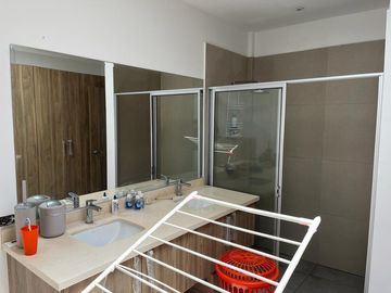 Venta de casa en Cojimies.
