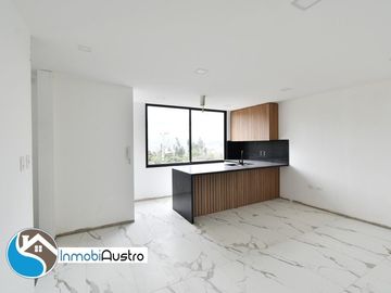 El Valle, Venta de Casa Rentera  01 LOCAL COMERCIAL + 02 APARTAMENTOS