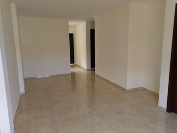 Casa de venta en la Urbanización Durán City, 3 dormitorios, una planta.