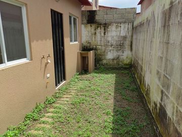 Casa de venta en la Urbanización Durán City, 3 dormitorios, una planta.