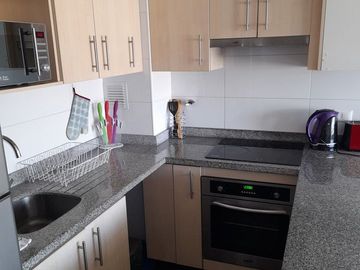 ¡OPORTUNIDAD ! .. Lindo   departamento 2D,2B   ,  sector poniente de Viña de Mar