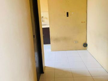 Apartment with Commercial Unit for sale in Mariquita Pueblo Subd., Ph2 - Santa Rosa Laguna