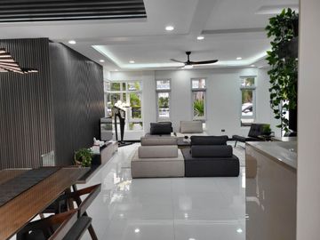 Modern Corner VIP House for Lease Near Nuvali Ayala Malls  Over looking laguna de Bay and Mt. Makiling