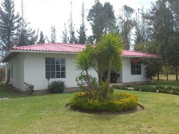 CASA DE VENTA, MINIMALISTA, SECTOR MALCHINGUI, TABACUNDO, $235.000