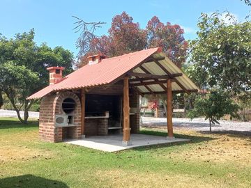 CASA DE VENTA, MINIMALISTA, SECTOR MALCHINGUI, TABACUNDO, $235.000
